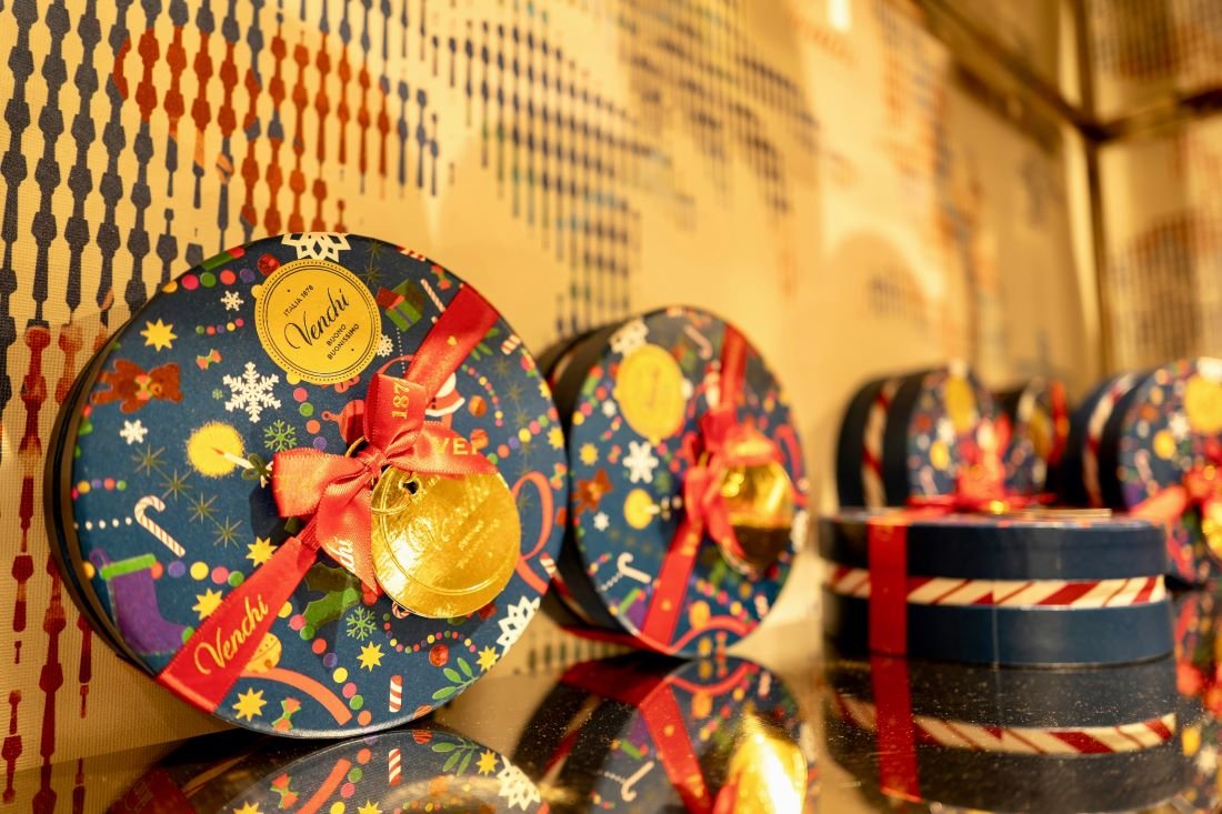 Holiday-Themed Tin Containers